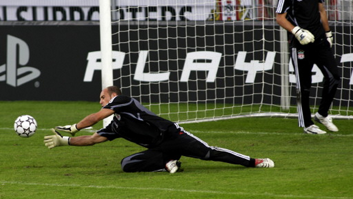 Były bramkarz między innymi Feyenoordu Rotterdam i Liverpoolu Jerzy Dudek przymierza się do objęcia posady menedżera reprezentacji Polski - informuje "Fakt".