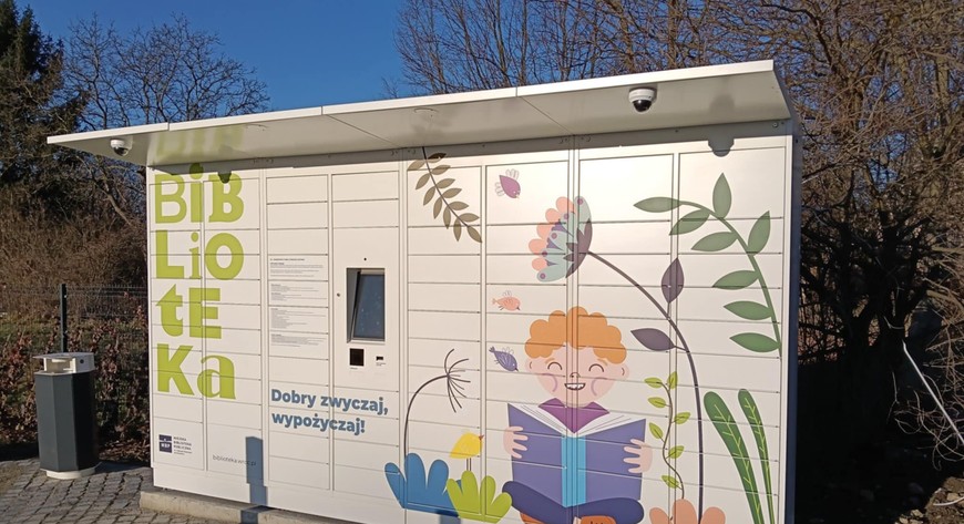 Książkomat w parku na Złotnikach działa od piątku 19 grudnia