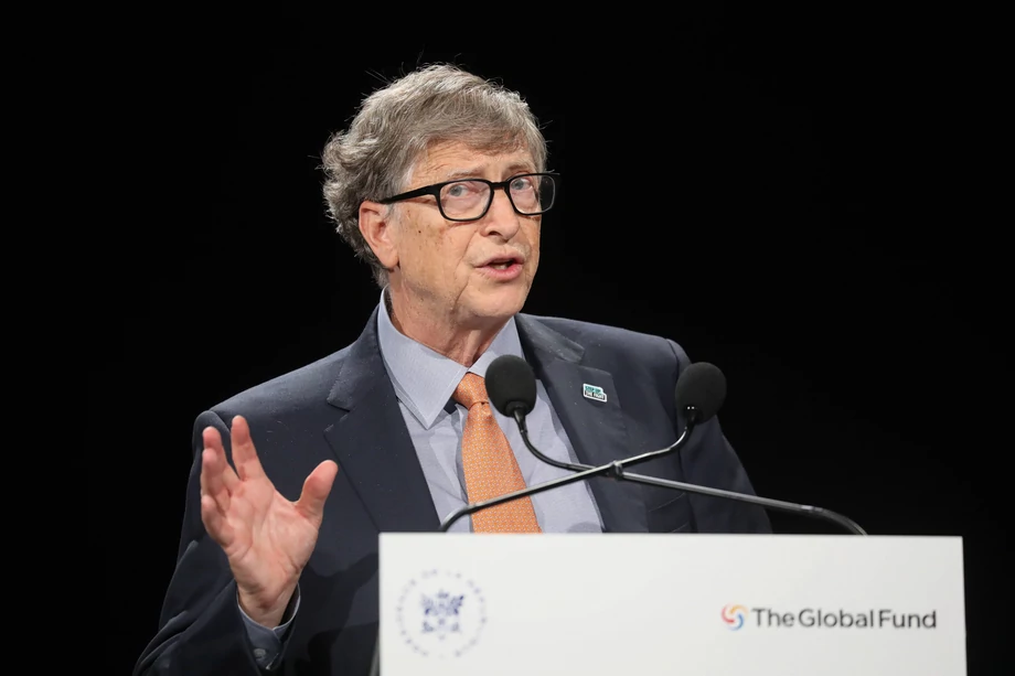 Bill Gates pomnożył majątek o około 54,6 miliardów dolarów.