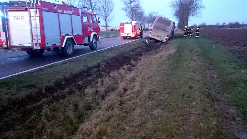 Orkan Aleksandra zdmuchnął autobus!