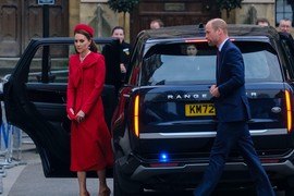 Zašto Kejt Midlton više ne nosi živopisne, RAZIGRANE HALJINE i koketne ženstvene dezene i sve češće bira da se OVAKO OBLAČI: Stručnjaci za kraljevski stil otkrivaju razloge