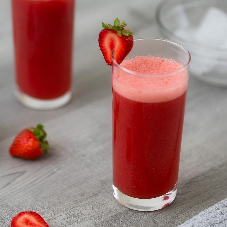 Strawberry juice has many health benefits [yellowchilli]