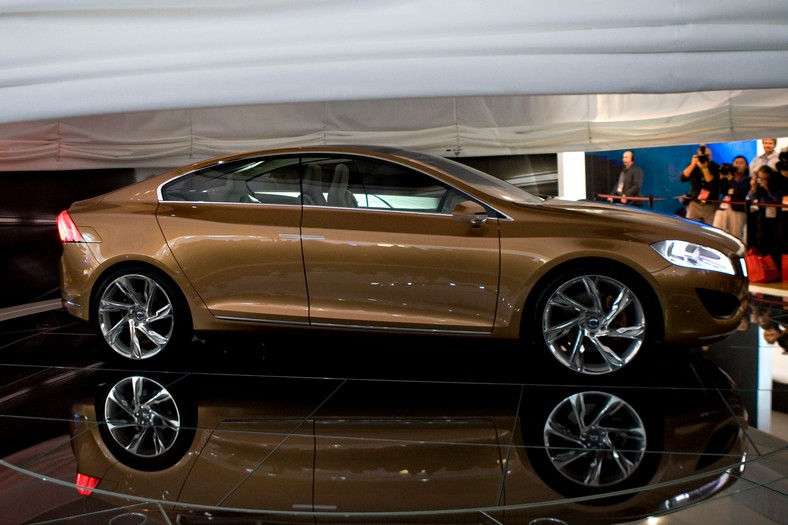 Volvo S60 zaprezentowane podczas dorocznego salonu w Detroit. Fot. Bloomberg