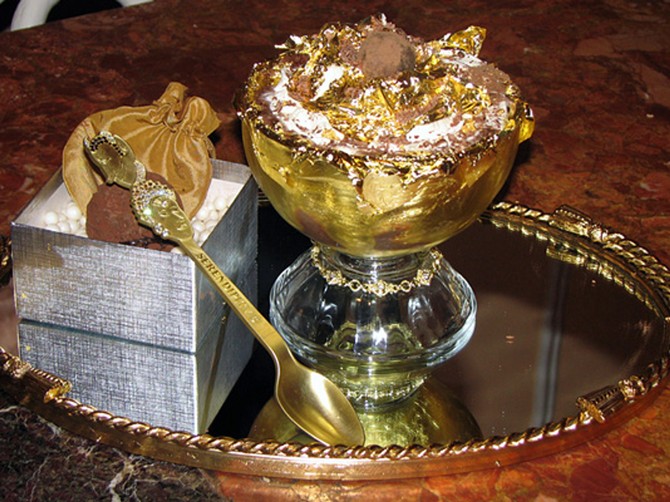 19987_SS_Gold_Foods_Sundae