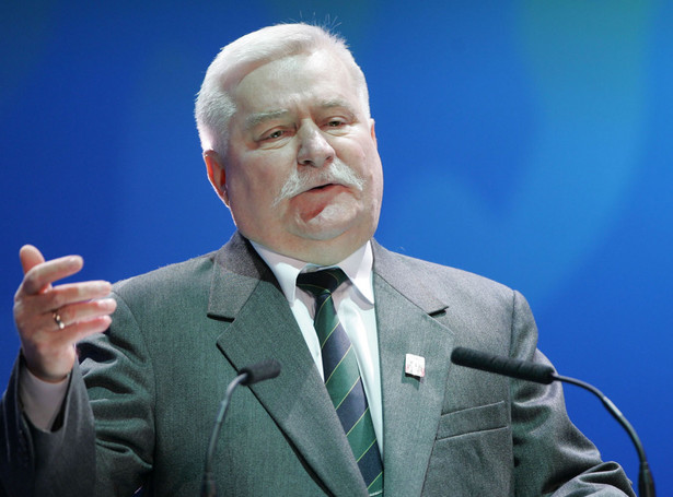 Politycy do Wałęsy: Forsa to nie wszystko