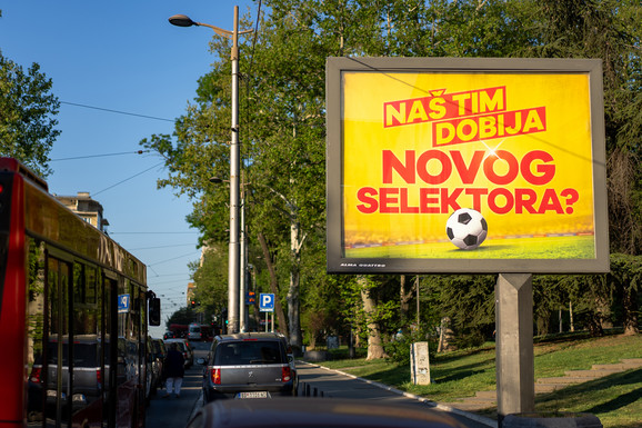 "NAŠ TIM DOBIJA NOVOG SELEKTORA" Šta se krije iza novog bilborda na Tašu?