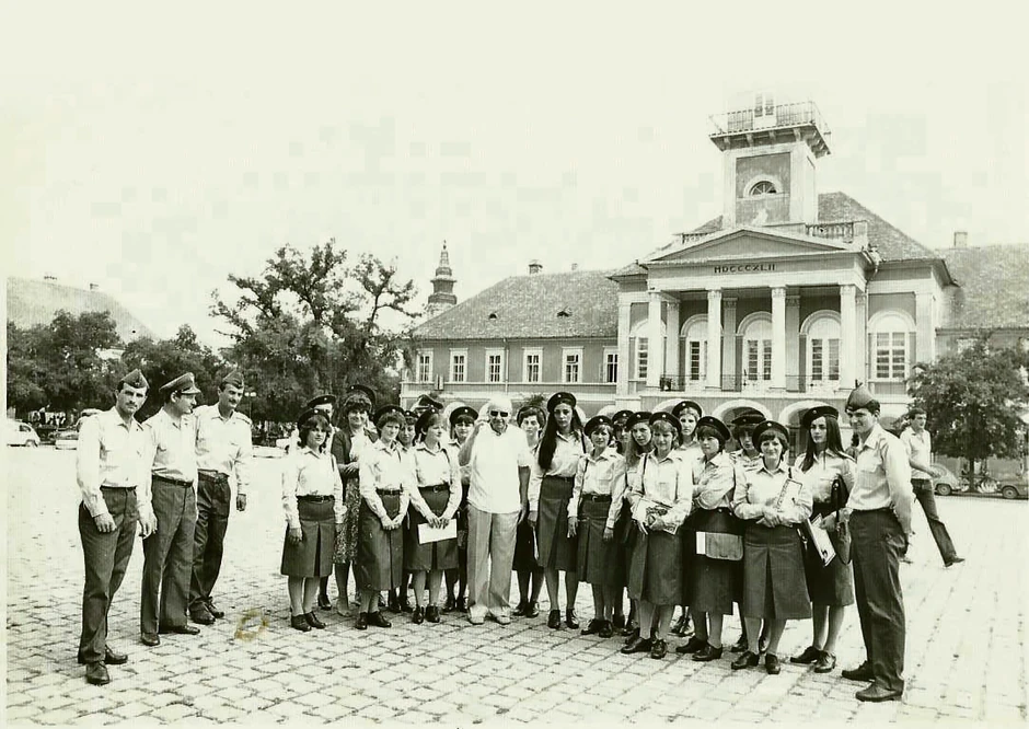 Prva generacija žena vojnika 1983. u Somboru