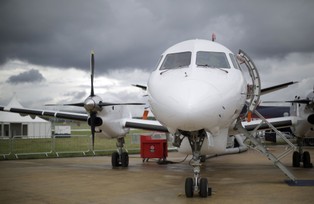 Samoloty elektryczne mają zmniejszyć koszty lotów o połowę. Australia planuje testy