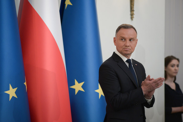 Prezydent Andrzej Duda zatęskni za Jarosławem Kaczyńskim, uważa europoseł Nowej Lewicy Robert Biedroń