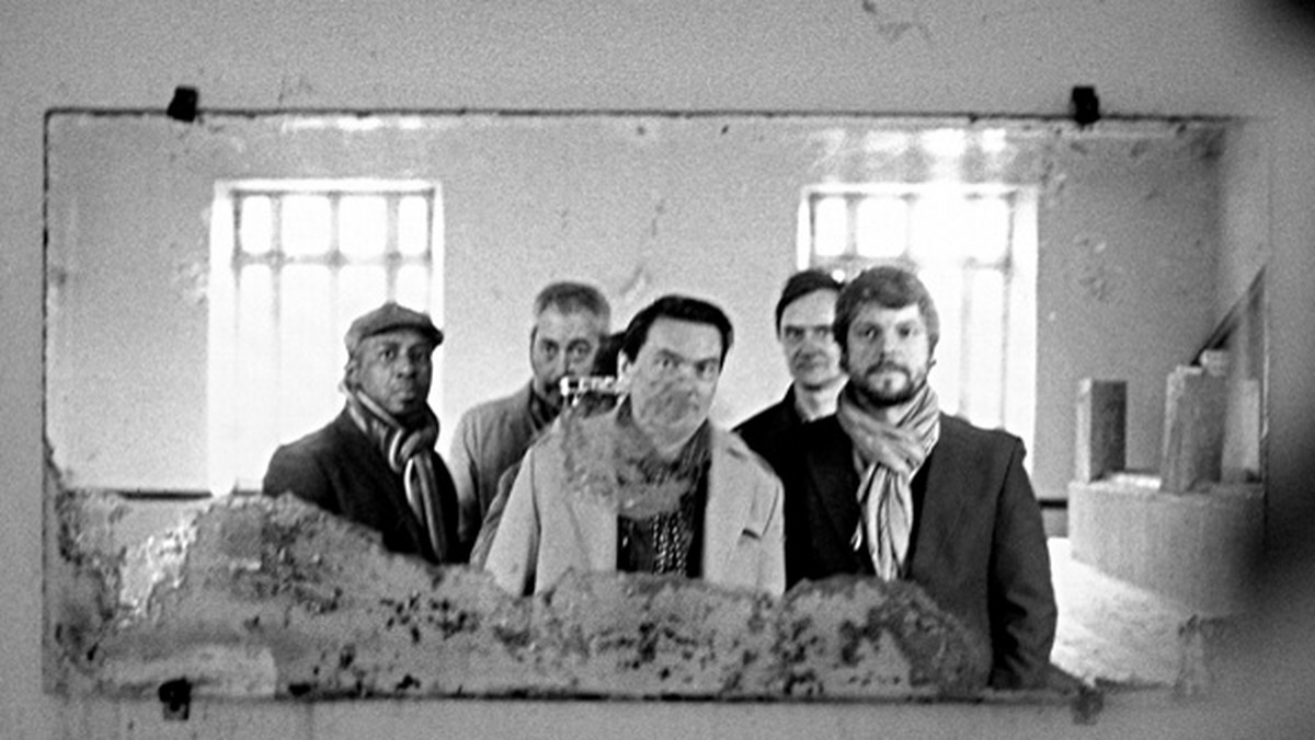 Zespół Tindersticks szykuje się do premiery nowego krążka, "The Something Rain".