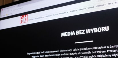 Skąd protest Faktu, Onetu, TVN, Polsatu, RMF FM i te czarne plansze? To strajk „Media bez wyboru”. Jakby zamknięto redakcje...