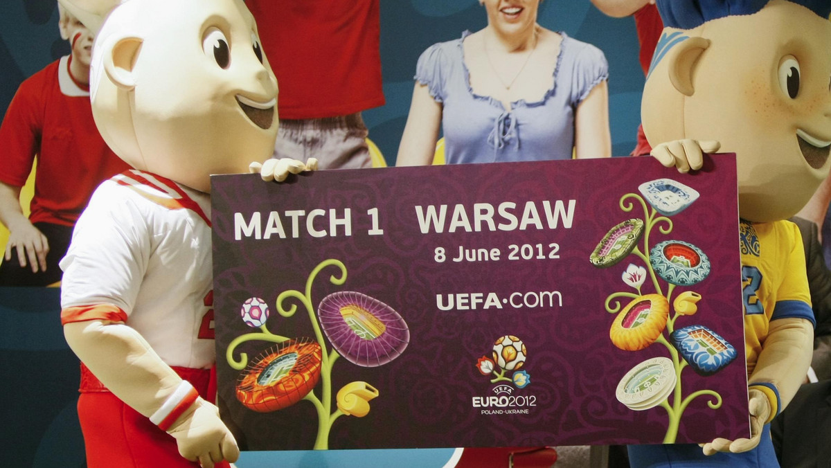 Jak poinformował rzecznik spółki Euro 2012 Polska, Juliusz Głuski UEFA przesunęła termin wpłat za bilety na turniej, które wylosowali polscy kibice.