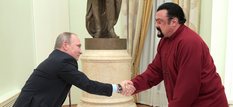 Nowe partie polityczne w Rosji. Steven Seagal i twórca World of Tanks wkraczają na scenę