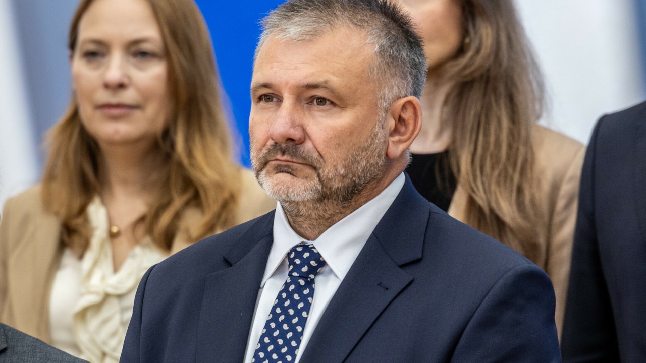 Waldemar Żurek przestaje być sędzią. "Za dwa lata mogą go za twarz wywlec z tego ministerstwa"