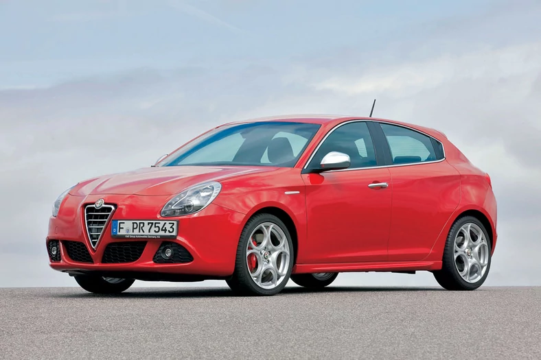 Alfa Romeo Giulietta (od 2010 r.) Silniki 105 i 120 KM.