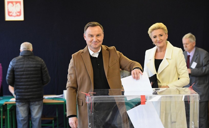 Wybory samorządowe 2018. Prezydent Andrzej Duda z małżonką