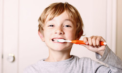 Higiena jamy ustnej u dziecka. Mycie zębów, dobre nawyki, wizyta u dentysty