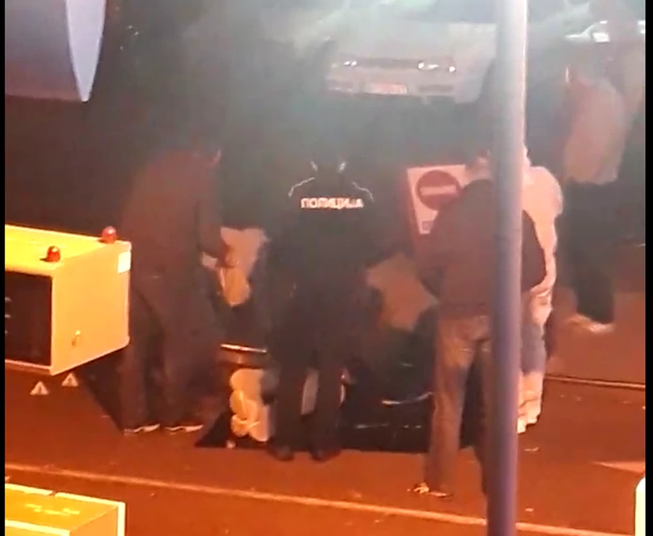 Odnose telo ubijenog