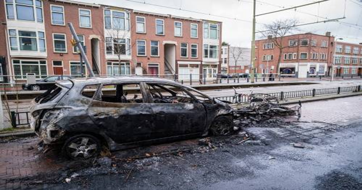 Oud en nieuw: woningbranden verdubbeld, autobranden +33%