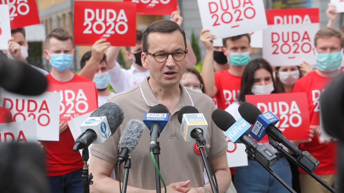 Wybory prezydenckie. Morawiecki wspiera kampanię Dudy. W Piszu doszło do incydentu