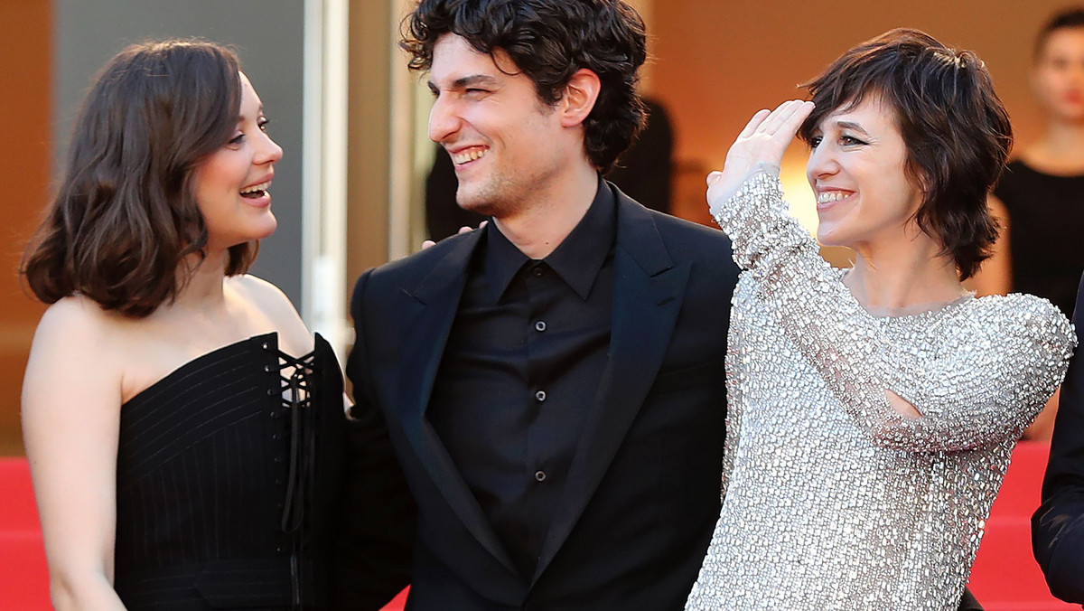 Marion Cotillard, Louis Garrel i Charlotte Gainsbourg w Cannes