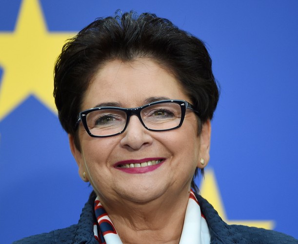 Kandydatka na ministra spraw wewnętrznych Teresa Piotrowska podczas oficjalnego ogłoszenia składu rządu Ewy Kopacz