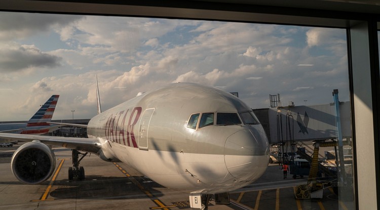 Qatar Airways repülőgép