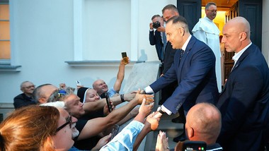 ostatnie chwile przed zaprzysiężeniem. karol nawrocki modlił się na ja