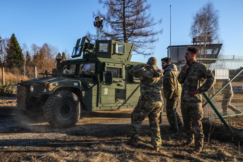 Żołnierze z 82. Dywizji Powietrznodesantowej USA w bazie w Arłamowie w Bieszczadach. 24 lutego 2022 r. 