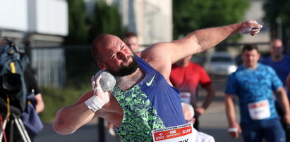 Michał Haratyk. Ręka boli mistrza kuli, ale prezesa nie słucha