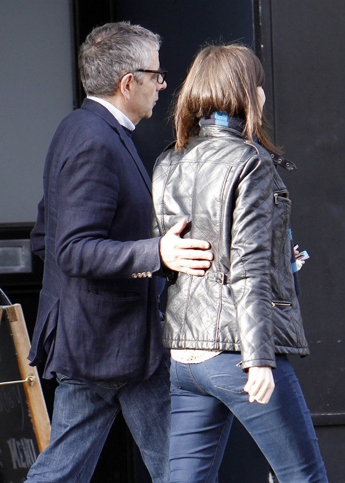 60-letni Rowan Atkinson jest szczęśliwie zakochany - Plejada.pl