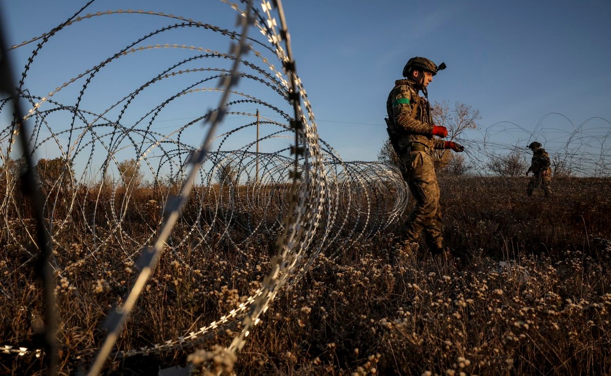 Ukrainian servicemen hold position near the Chasiv Yar in the Donetsk region
