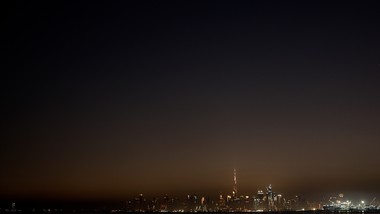 irański odwet za śmierć chameneia. atak dronów uszkodził lotnisko w dubaju