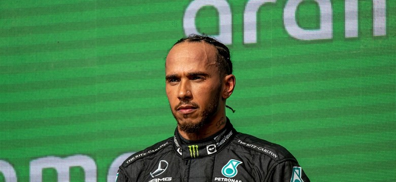 Hamilton zdementował plotki. Chce dalej być kierowcą Mercedesa