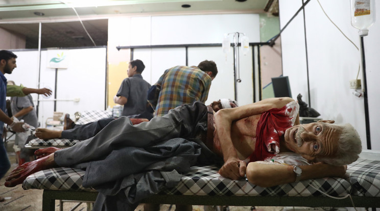 Nem szűnnek a bombázások Szíriában - Fotó: AFP
