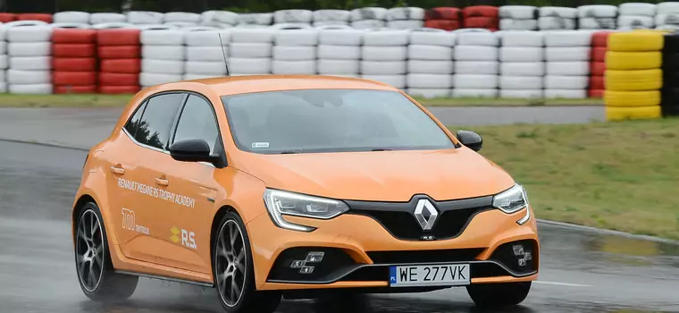 Renault Megane R.S. Trophy i Alpine A110 na Torze Modlin