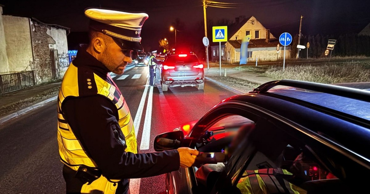 Obława na pijanych kierowców. Wśród zatrzymanych matka wioząca małe dziecko