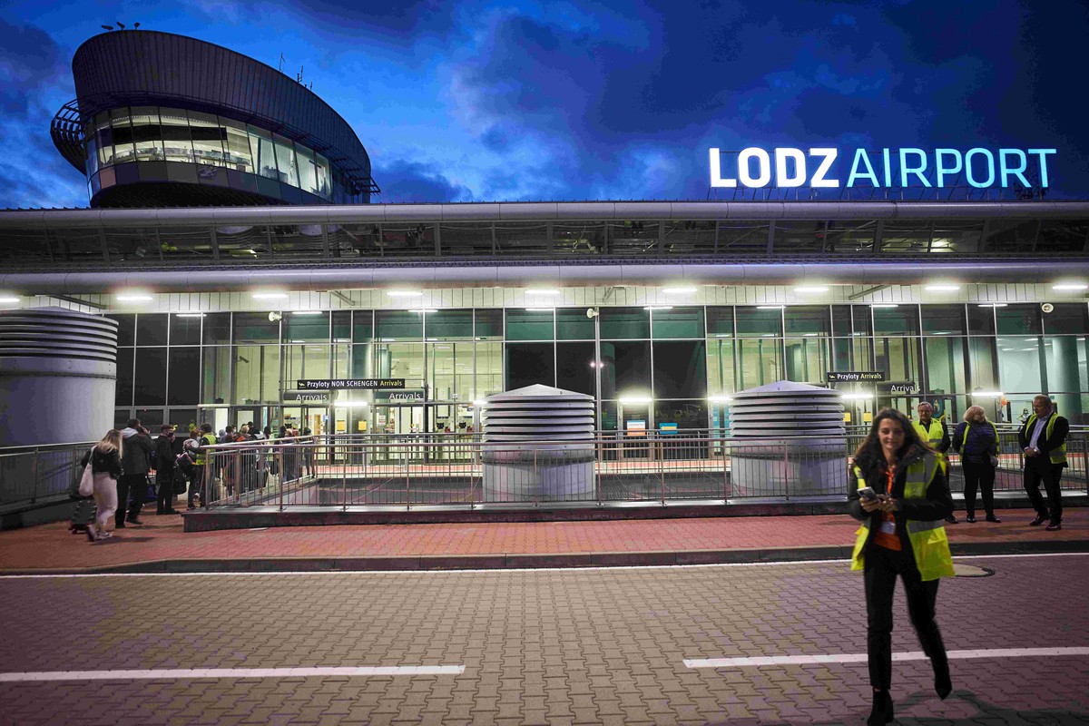 Władze miasta Łodzi szukają inwestora dla lotniska, które przynosi straty