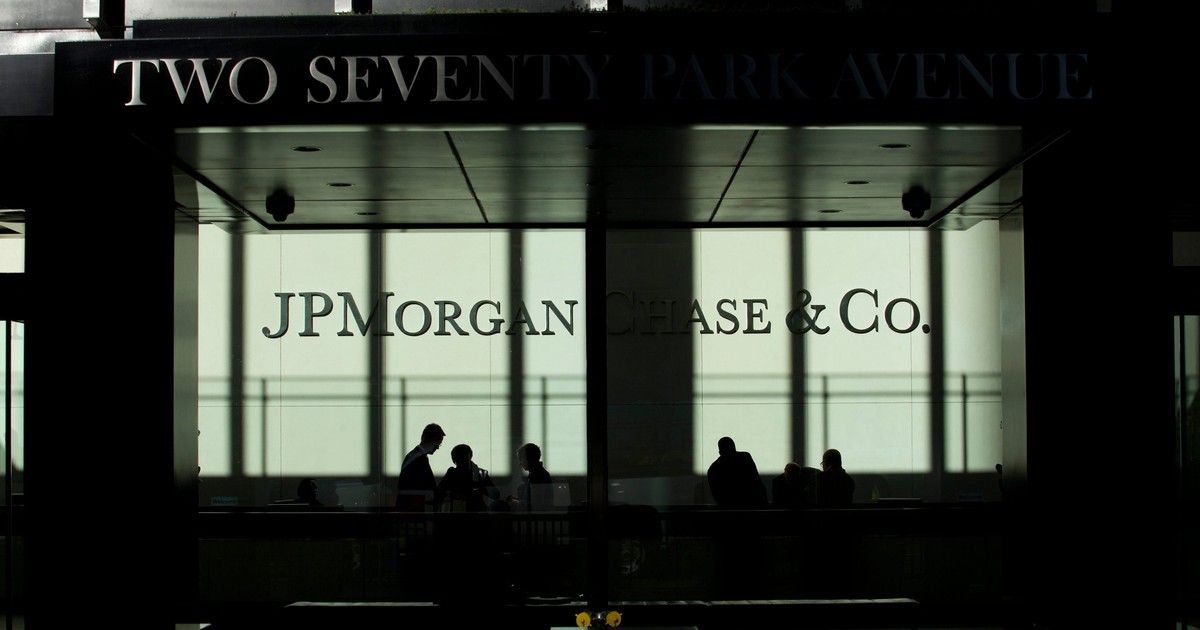 Overworked junior bankers at JPMorgan are getting someone to check on ...