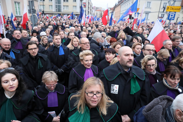 Marsz tysiąca tóg