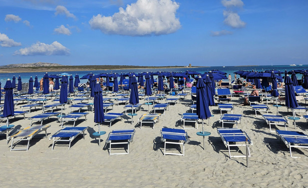 Na plażach Grecji będzie w tym roku mniej leżakow