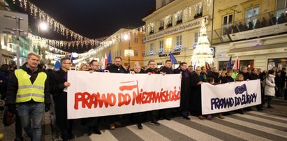 Wiceminister sprawiedliwości strofuje sędziów z marszu: złamano przepisy!