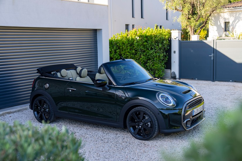 MINI Cooper S Cabrio Resolute Edition