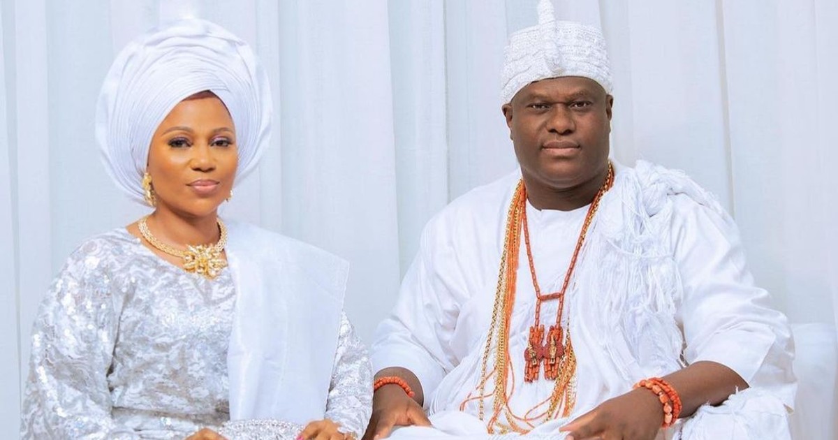 Ooni of Ife welcomes latest wife, Olori Akinmuda to the palace - Vimarsana News