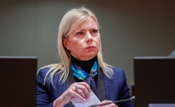 Prokuratura nie jest w stanie przesłuchać Elżbiety Bieńkowskiej. Chodzi o nagrania z restauracji "Sowa i Przyjaciele"