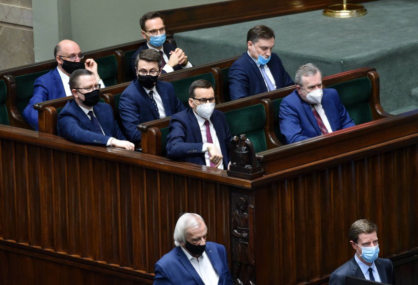 Samorządy rządzone przez PiS mają większe dotacje z Rządowego Funduszu Inwestycji Lokalnych.