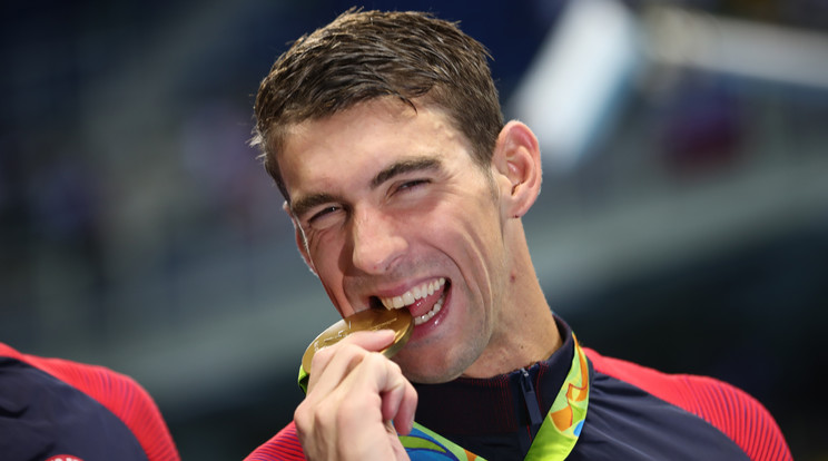 Fordult a kocka, 10 év után Phelps kért autogramot Ledeckytől / Fotó: AFP