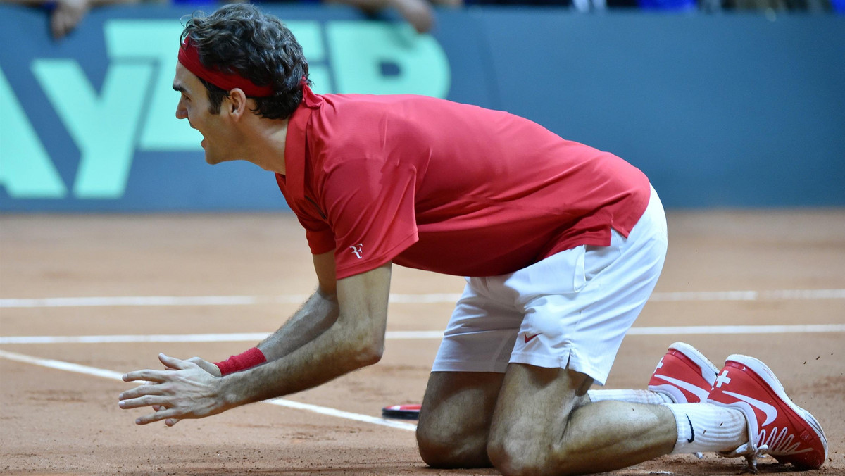 Wielki triumf Szwajcarów w Pucharze Davisa. Roger Federer i spółka po raz pierwszy w historii wygrali te rozgrywki, pokonując w finale Francuzów 3:1. Decydujący punkt zdobył "FedEx", pokonując w niedzielę Richarda Gasqueta 6:4, 6:2, 6:2.