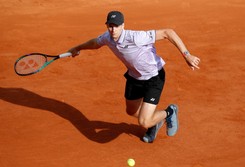 Hurkacz świetnie zaczął, potem były 'ciężary', ale awansował do 3. rundy w Monte Carlo