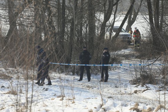 Poszukiwania ciała Jana Lityńskiego w Narwi.